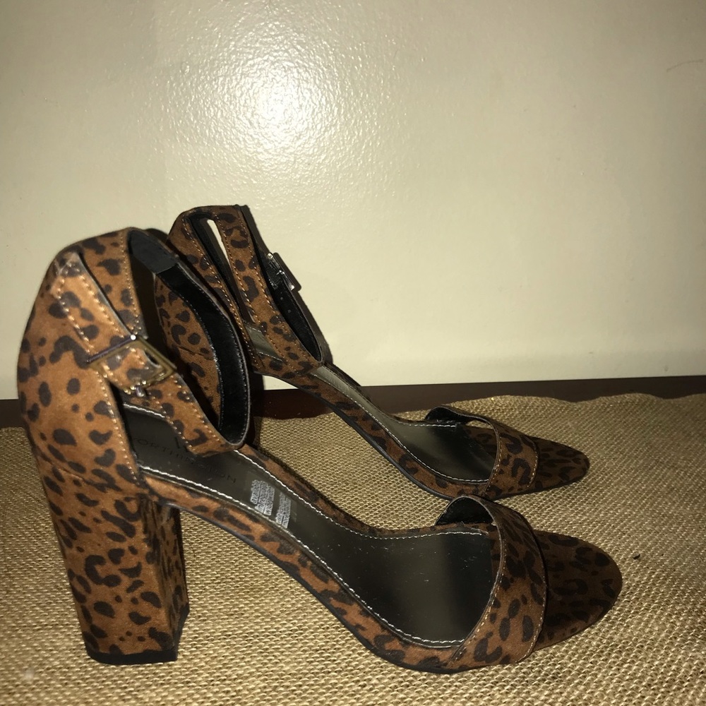Worthington Leopard heels